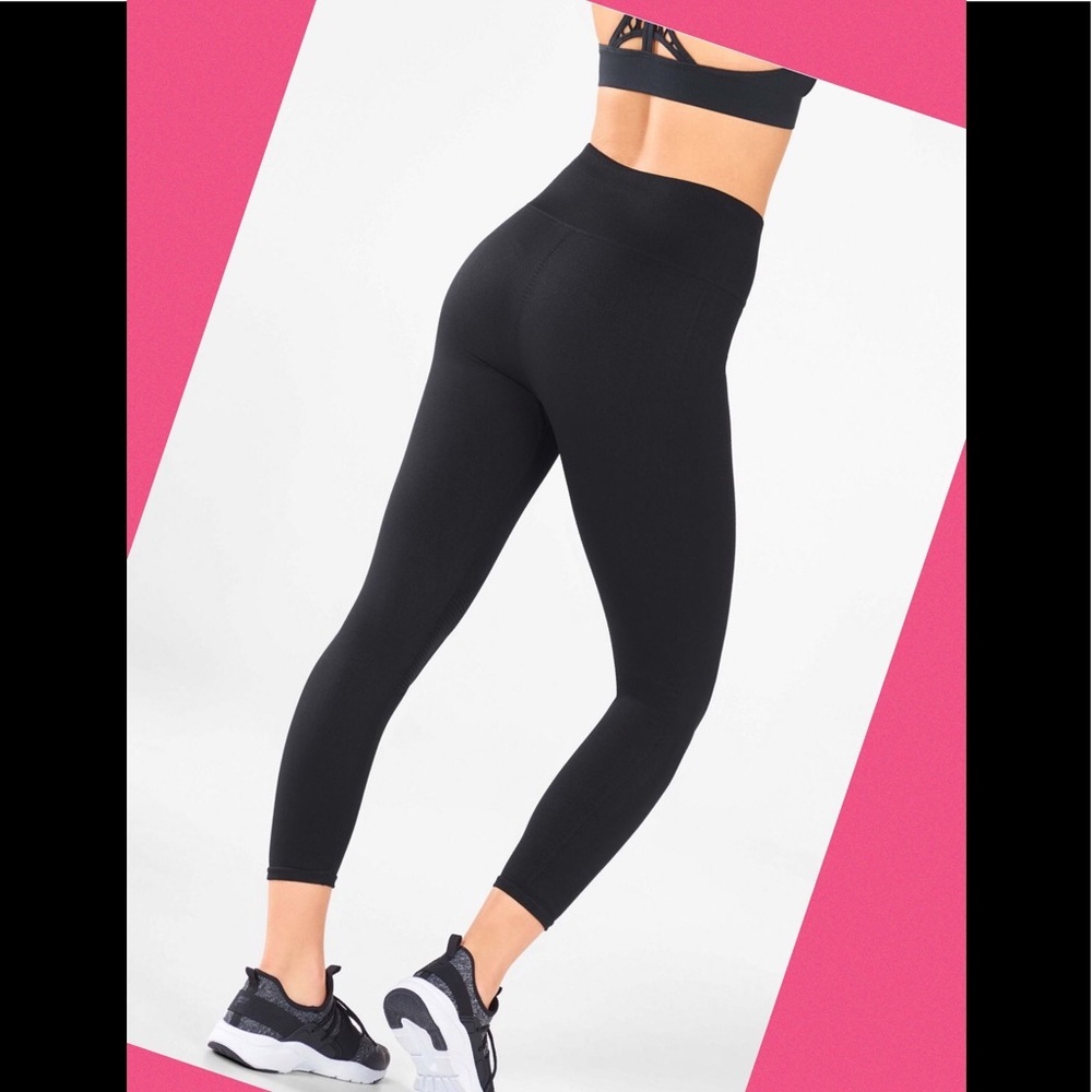 FABLETICS YOGA GYM PANTS